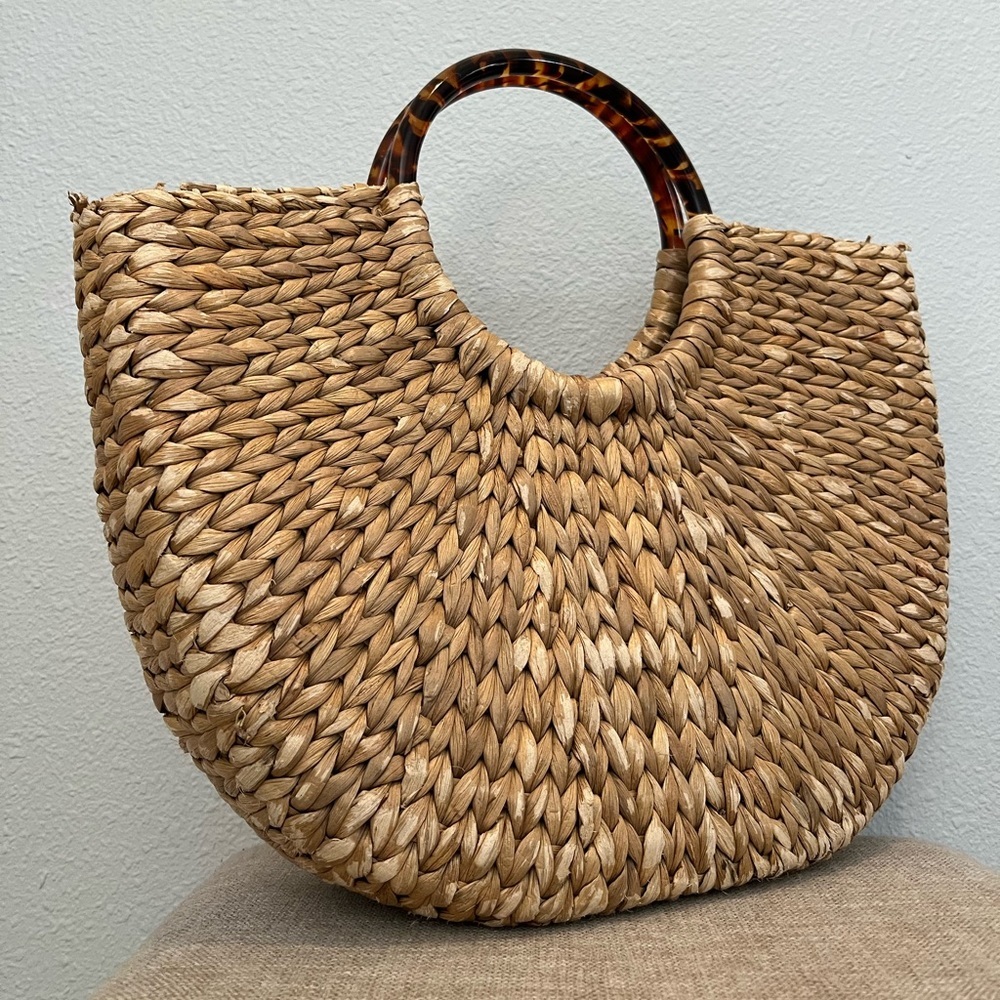 Vintage Basket Weave Tortoise Handle Purse